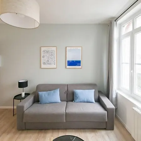 Apartment Cosy - 250m